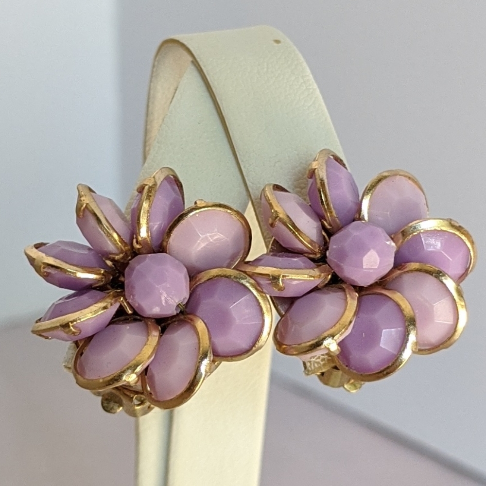 Vintage pink / purple & gold clip earrings
